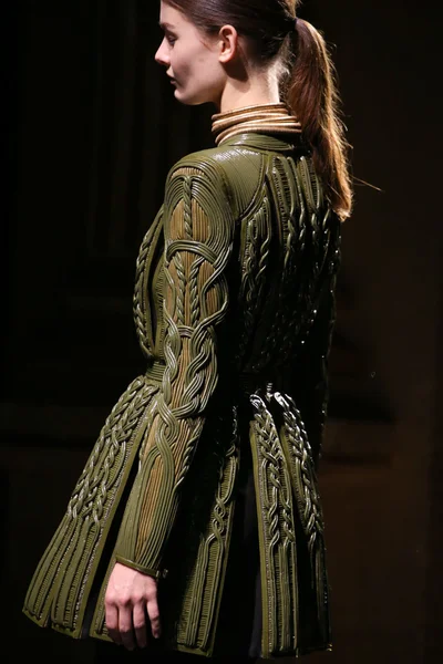 Look 87